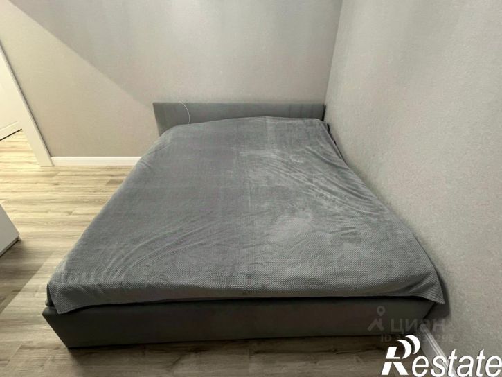 2-комн квартира улица Серова, 50 к1,  д. 50 к1