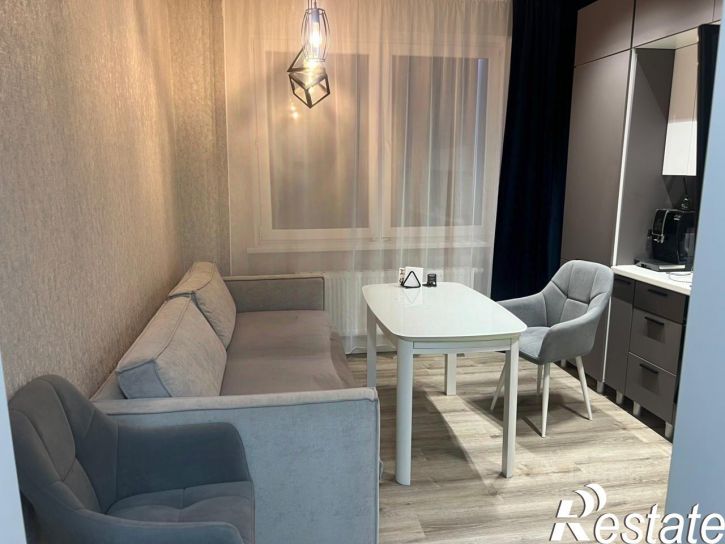 2-комн квартира улица Серова, 50 к1,  д. 50 к1