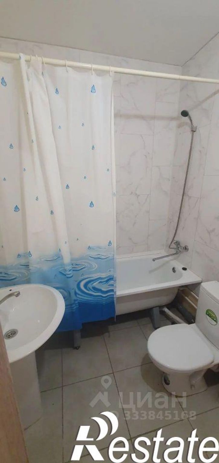 2-комн квартира улица Наиля Юсупова, 8,  д. 8