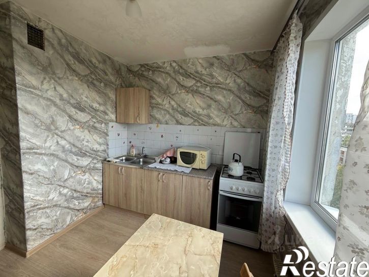 2-комн квартира улица Академика Лаврентьева, 20,  д. 20