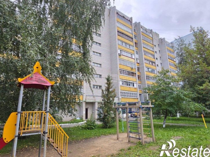 2-комн квартира улица Космонавтов, 44,  д. 44