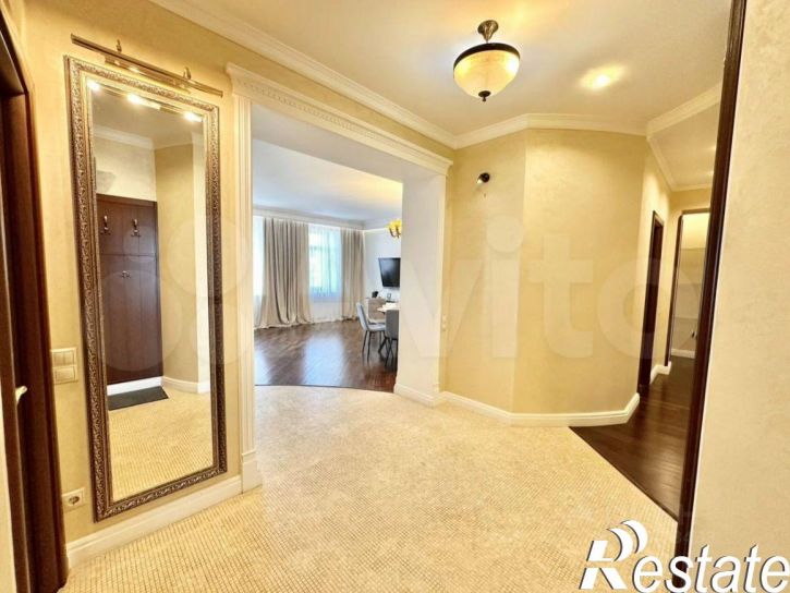 4-комн квартира улица Япеева, 19,  д. 19