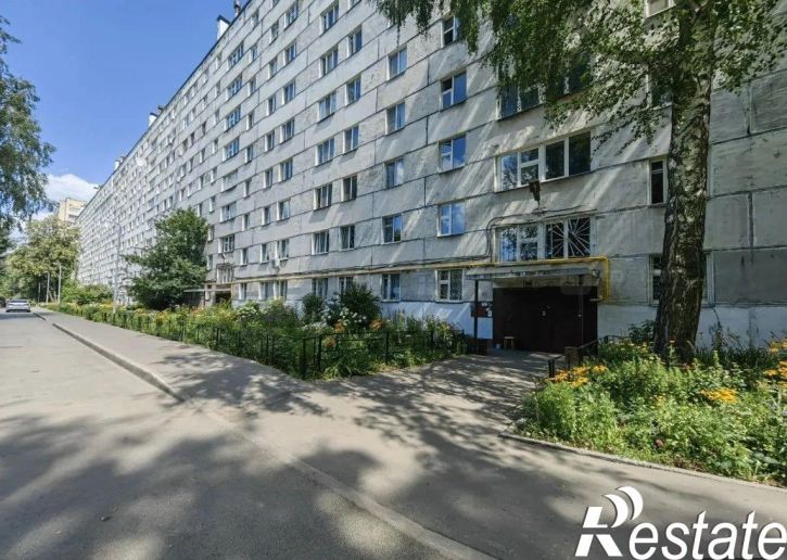 3-комн квартира ул. Рихарда Зорге, дом 42