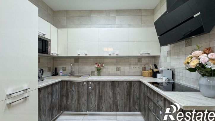 3-комн квартира улица Островского, 107,  д. 107