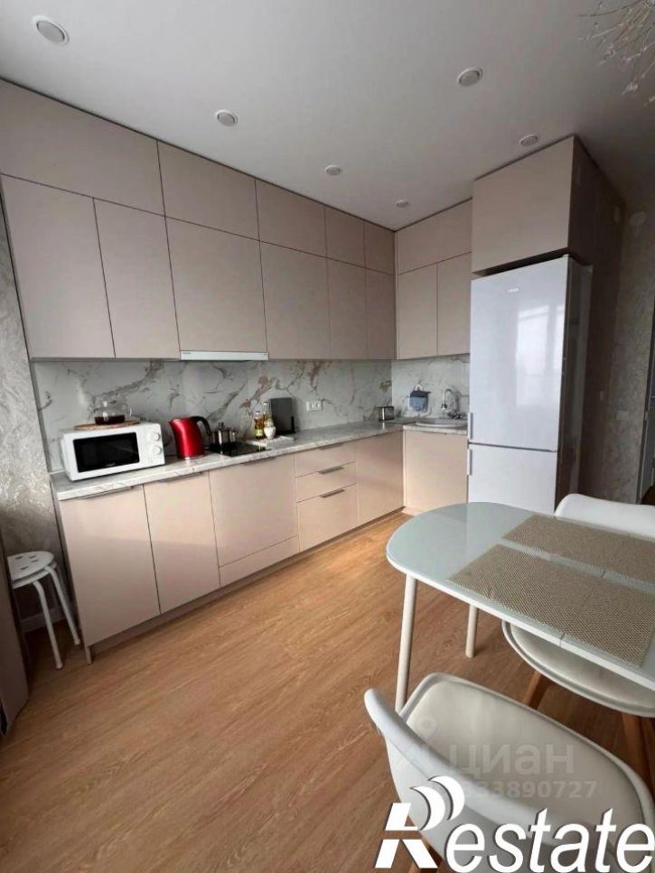 1-комн квартира улица Хусаина Мавлютова, 17Е к3,  д. 17Е к3