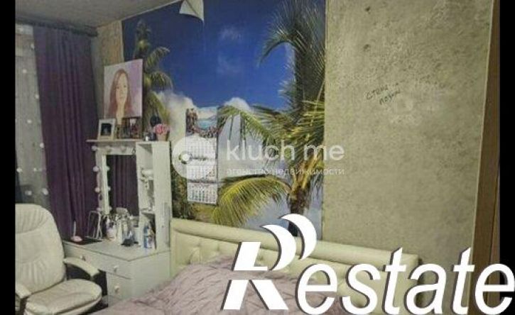 3-комн квартира улица Адоратского, 30,  д. 30