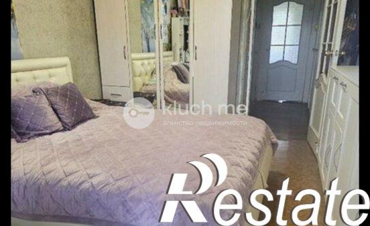 3-комн квартира улица Адоратского, 30,  д. 30