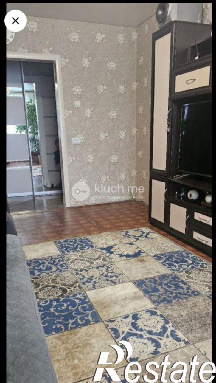 3-комн квартира улица Адоратского, 30,  д. 30