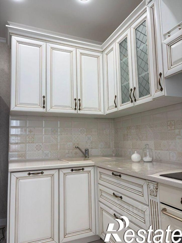 3-комн квартира улица Юлиуса Фучика, 88,  д. 88