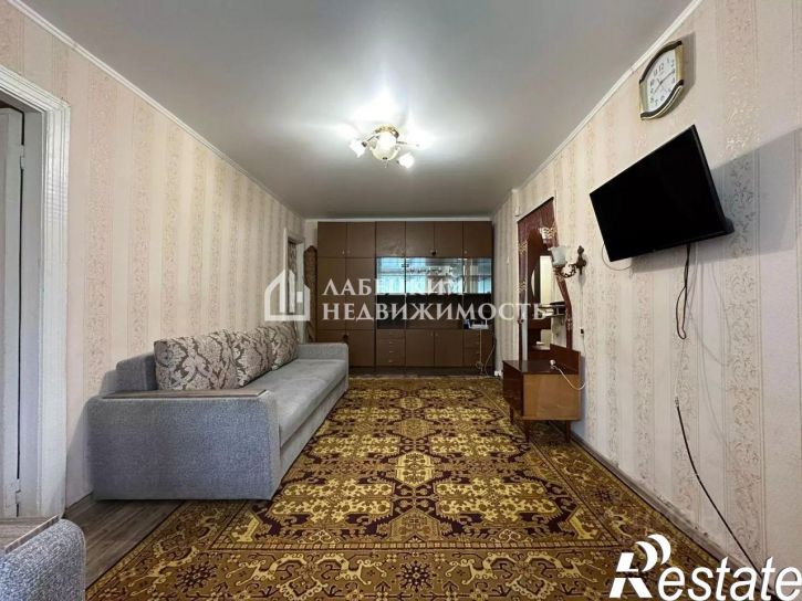2-комн квартира улица Академика Кирпичникова, 10,  д. 10