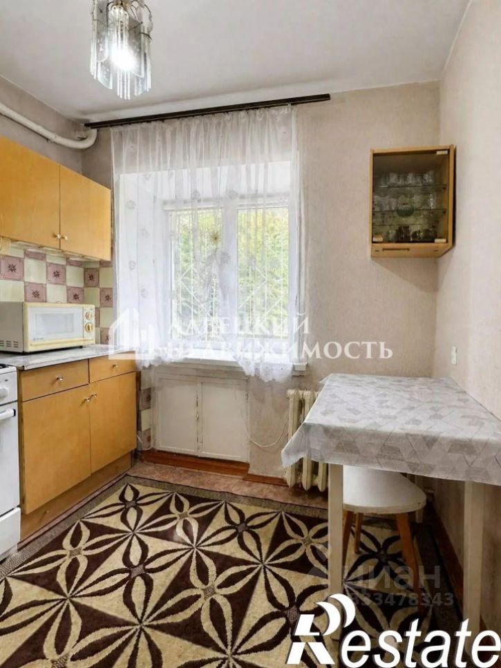 2-комн квартира улица Академика Кирпичникова, 10,  д. 10