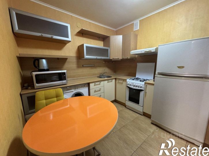2-комн квартира улица Космонавтов, 51,  д. 51