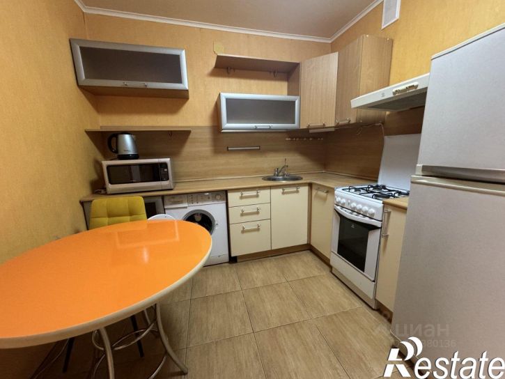 2-комн квартира улица Космонавтов, 51,  д. 51