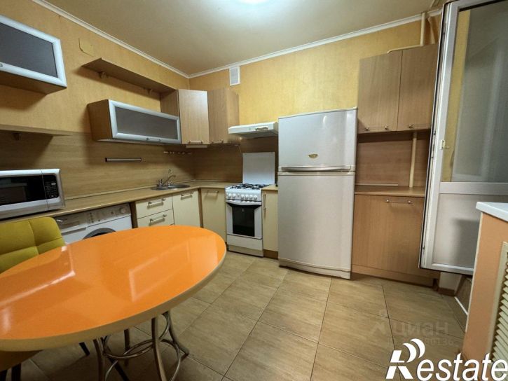 2-комн квартира улица Космонавтов, 51,  д. 51