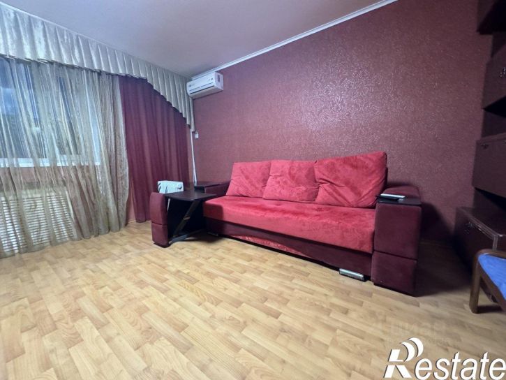 2-комн квартира улица Космонавтов, 51,  д. 51