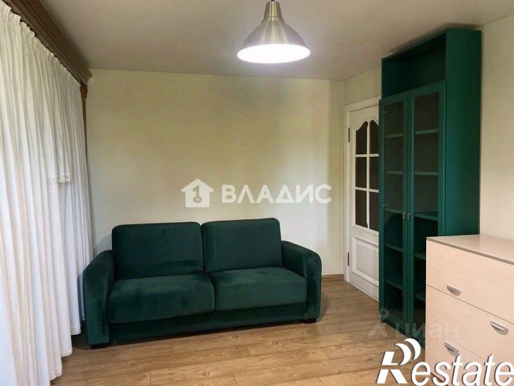 2-комн квартира улица Красной Позиции, 1,  д. 1