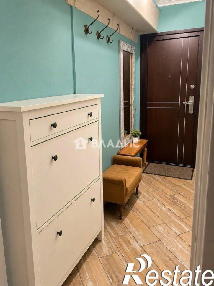 2-комн квартира улица Красной Позиции, 1,  д. 1