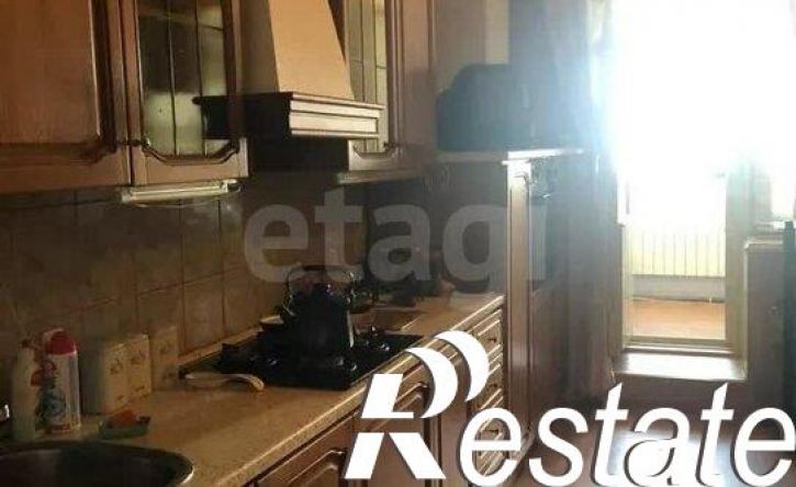 4-комн квартира Гвардейская улица, 56,  д. 56