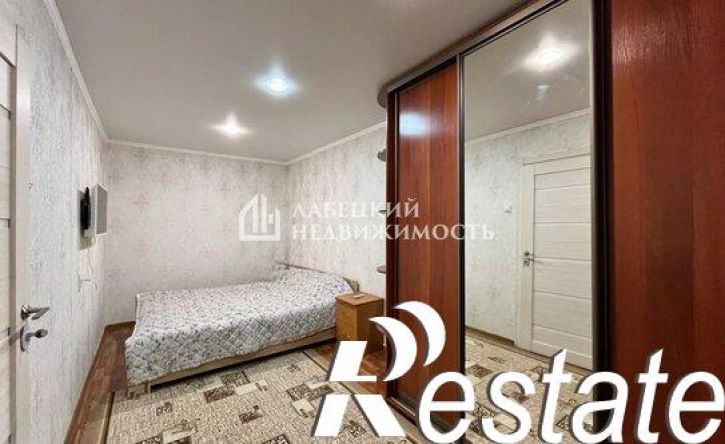 2-комн квартира Гвардейская улица, 26,  д. 26