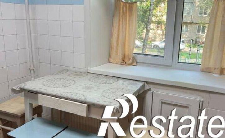 3-комн квартира улица Кулахметова, 11,  д. 11