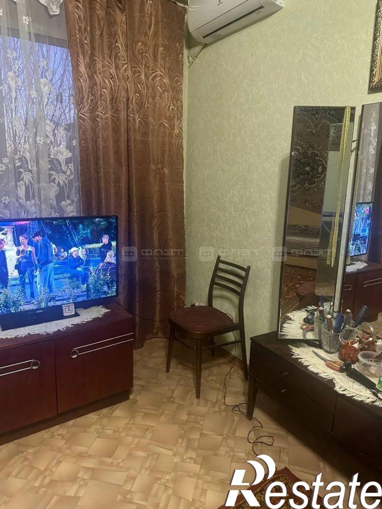 Сдать комнату за 13 000 рублей на ул. Короленко д.32