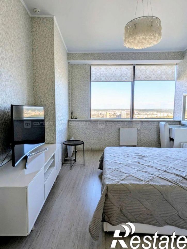 2-комн квартира пр-кт. Альберта Камалеева д.1