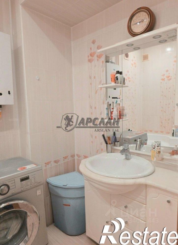 3-комн квартира улица Гаяза Исхаки, 8,  д. 8