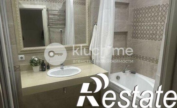 3-комн квартира улица Сибгата Хакима, 44,  д. 44