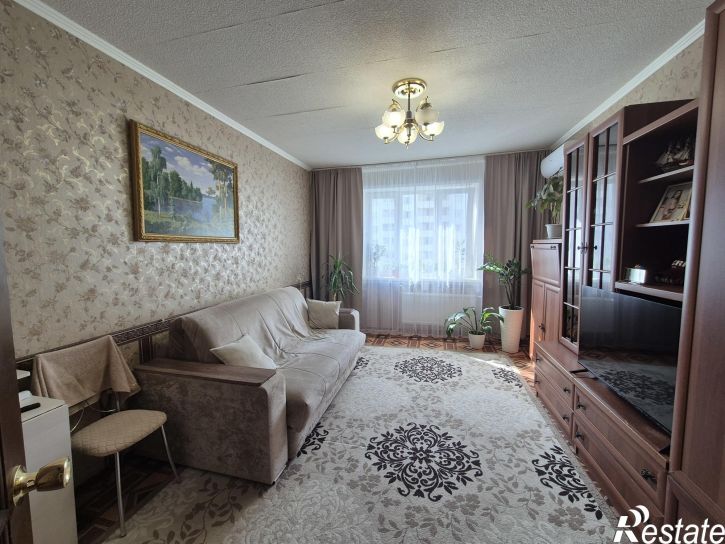 3-комн квартира Проспект Победы  улица, д. 76