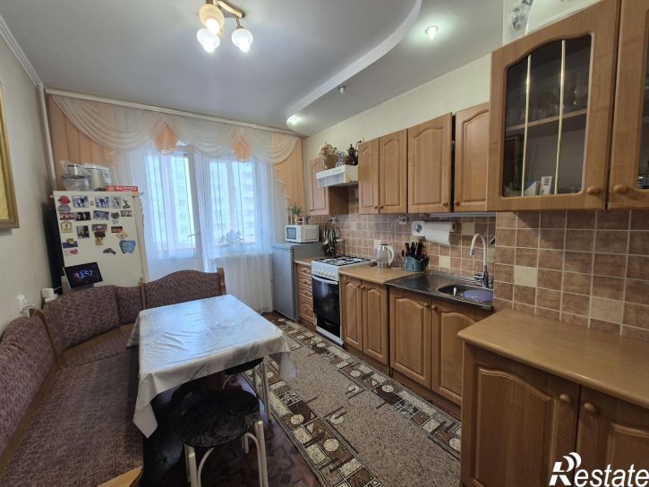 3-комн квартира Проспект Победы  улица, д. 76