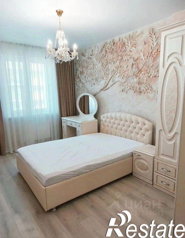 2-комн квартира улица Рауиса Гареева, 111 к1,  д. 111 к1