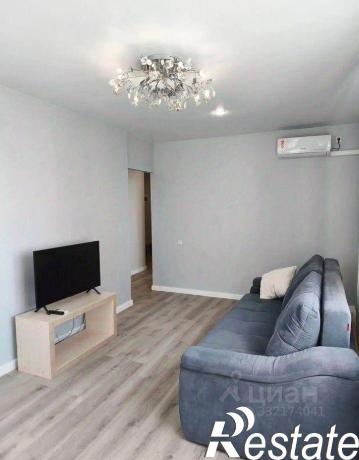 2-комн квартира улица Рауиса Гареева, 111 к1,  д. 111 к1