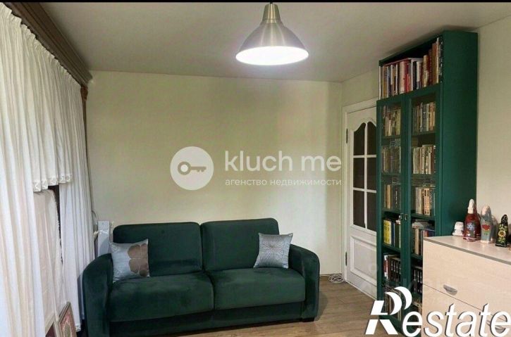 2-комн квартира улица Красной Позиции, 1,  д. 1