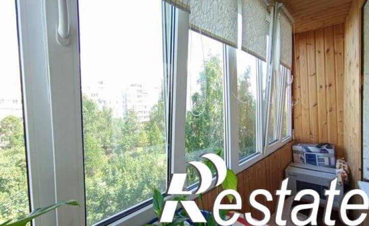 2-комн квартира улица Адоратского, 27,  д. 27