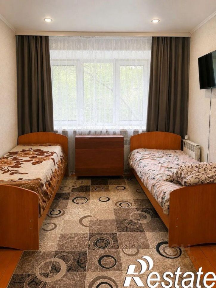 1-комн квартира улица Космонавтов, 10,  д. 10