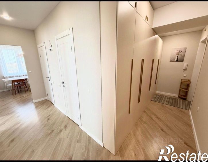 2-комн квартира улица Космонавтов, 61Е,  д. 61Е
