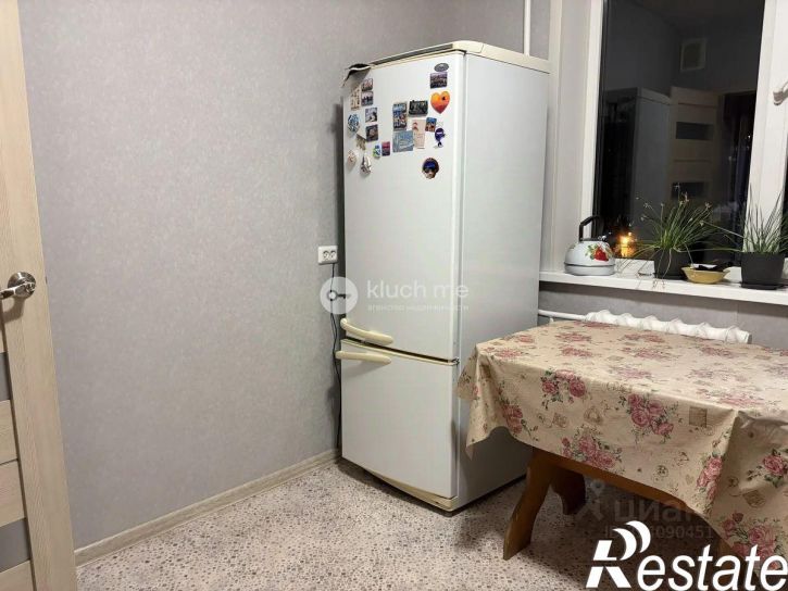 2-комн квартира улица Адоратского, 31,  д. 31