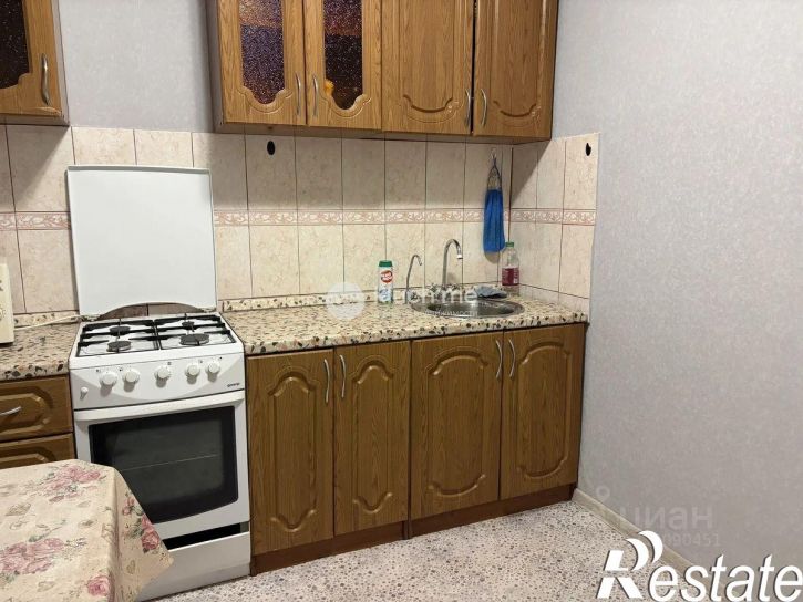 2-комн квартира улица Адоратского, 31,  д. 31