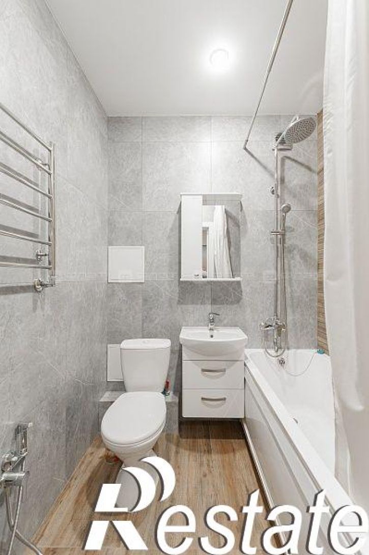 1-комн квартира ул. Адоратского, дом 17