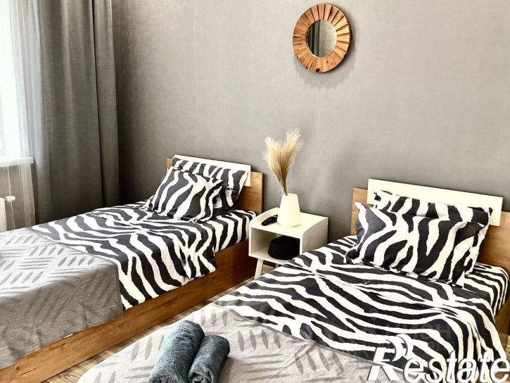 2-комн квартира улица Родины, 26Е,  д. 26Е