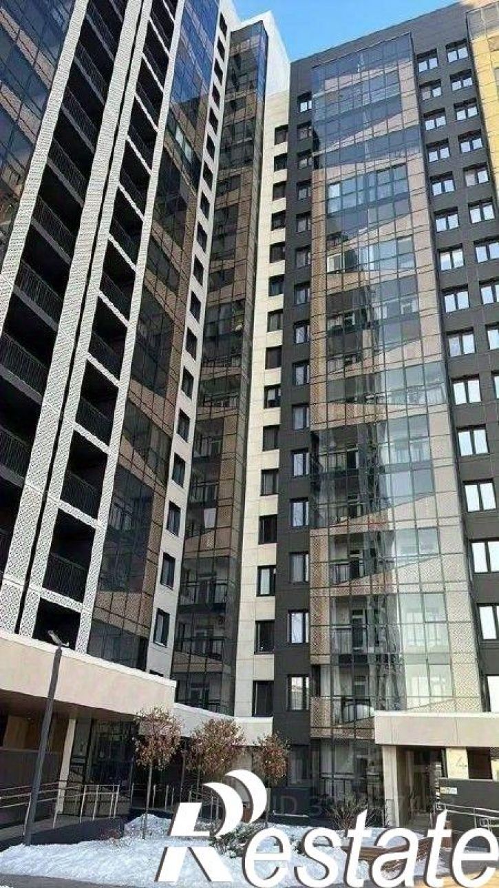 2-комн квартира улица Короленко, 28Б,  д. 28Б