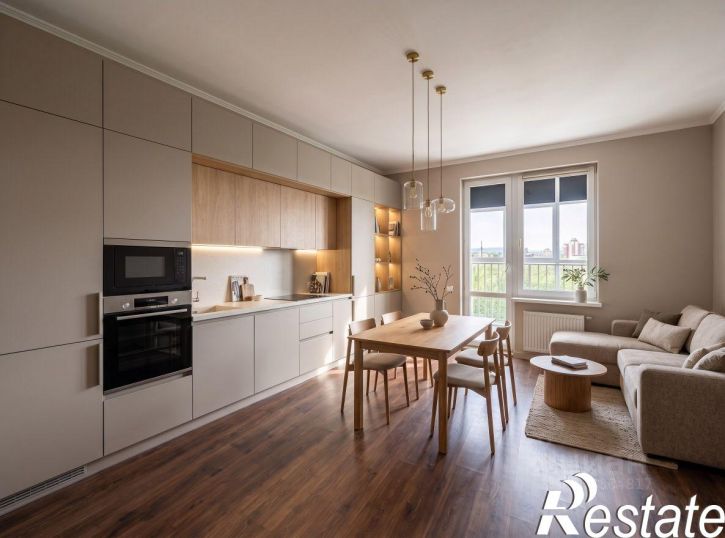 3-комн квартира улица Юлиуса Фучика, 88,  д. 88