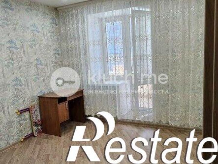 2-комн квартира улица Серова, 43 к1,  д. 43 к1