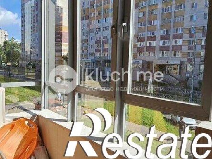 2-комн квартира улица Серова, 43 к1,  д. 43 к1