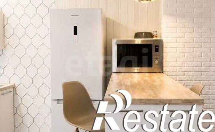 2-комн квартира улица Павлюхина, 110В,  д. 110В