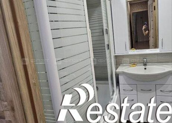 2-комн квартира улица Серова, 43 к1,  д. 43 к1