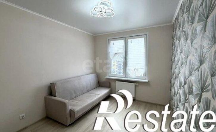 2-комн квартира улица Александра Курынова, 10 к2,  д. 10 к2