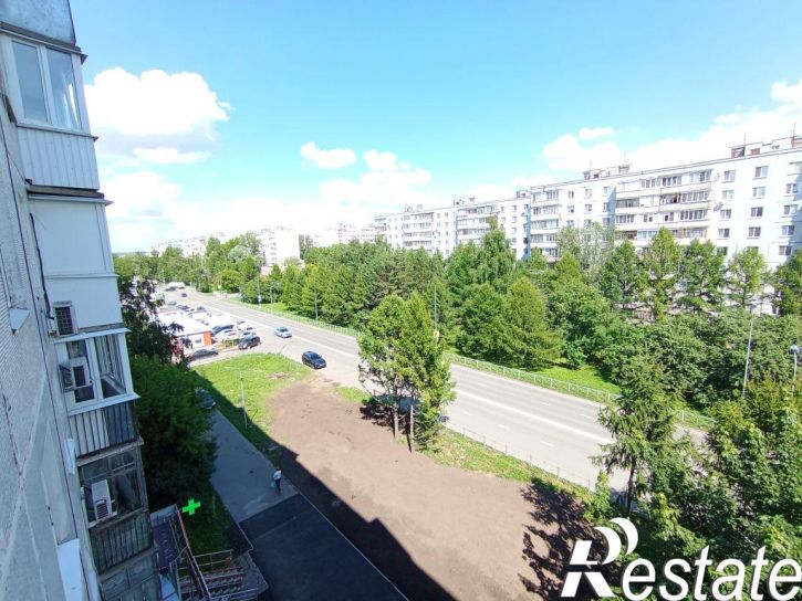 2-комн квартира Адоратского ул, 27