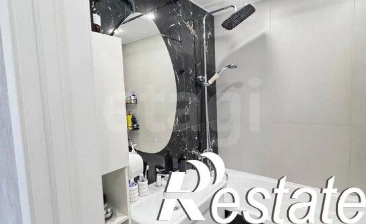 2-комн квартира улица Космонавтов, 61Е,  д. 61Е