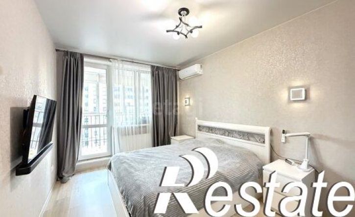 3-комн квартира улица Космонавтов, 61Б,  д. 61Б